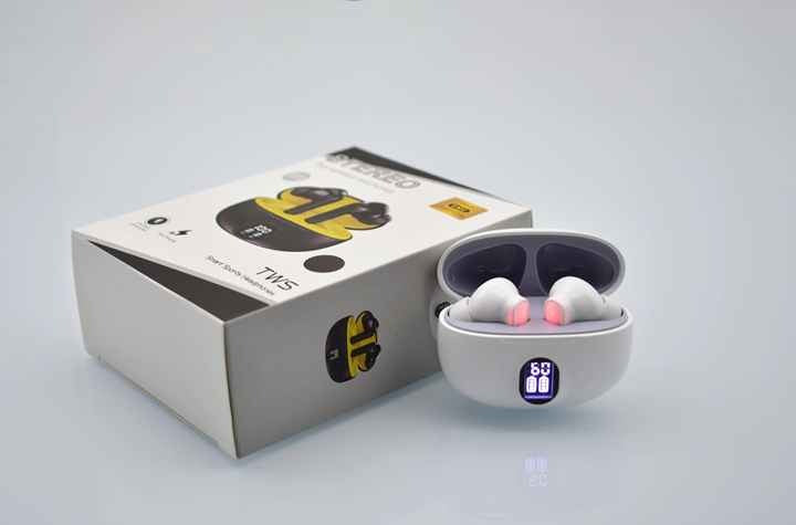 Stereo TWS Wireless Earbuds/ Airpod/ Smart earphones